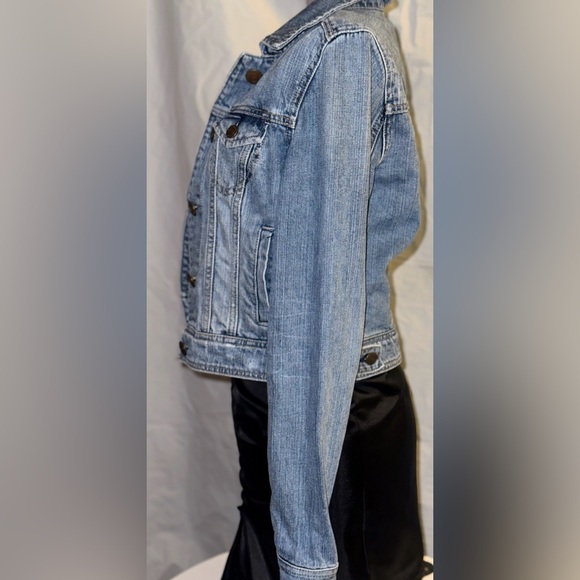 American Eagle Outfitters Women’s Denim Jacket - Size M - Picture 9 of 12
